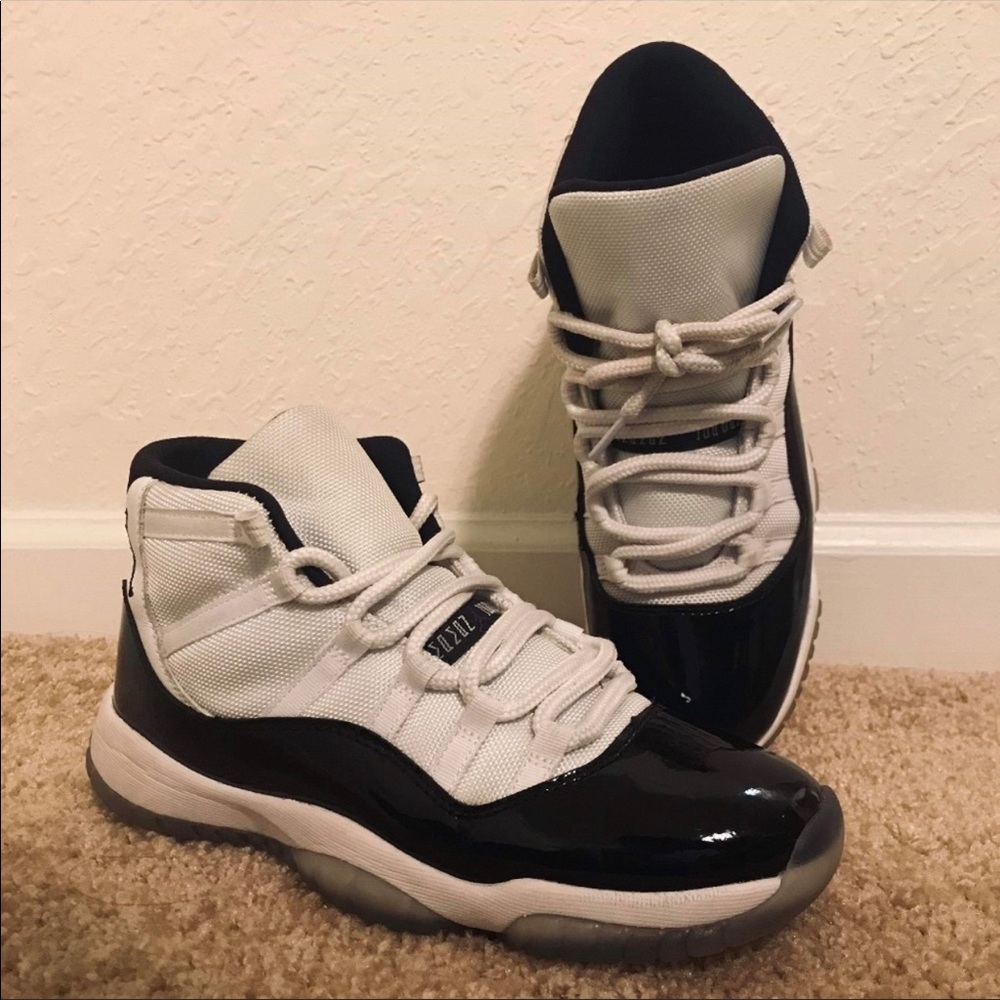 Jordan 11 Concords - Men Size 7